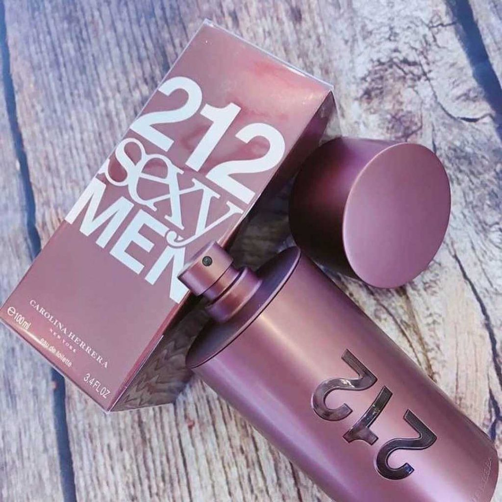 nuon-hoa-carolina-herrera-212-sexy-men