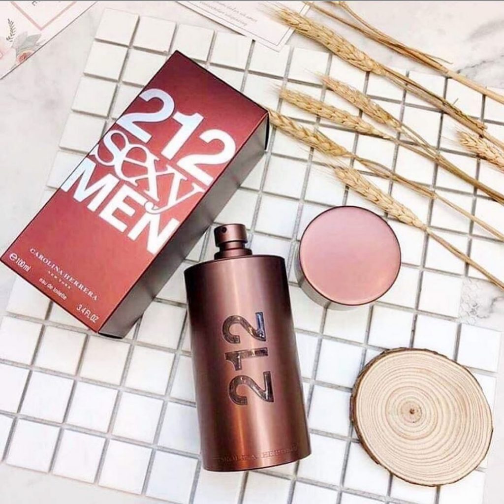 nuon-hoa-carolina-herrera-212-sexy-men